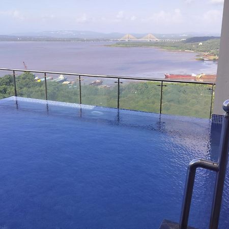 Tata Rio De Goa, Good Stay 2 Bhk Pool View Premium Apartment, 805 Dabolim Exterior photo